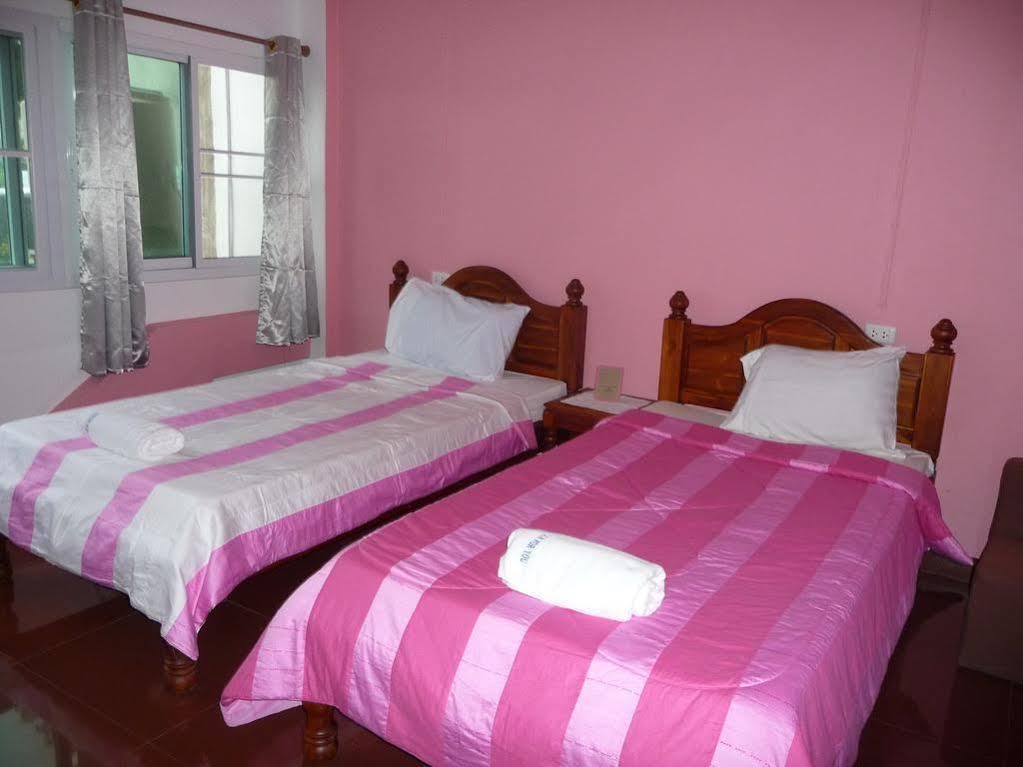 Room For You Bangkok Buitenkant foto
